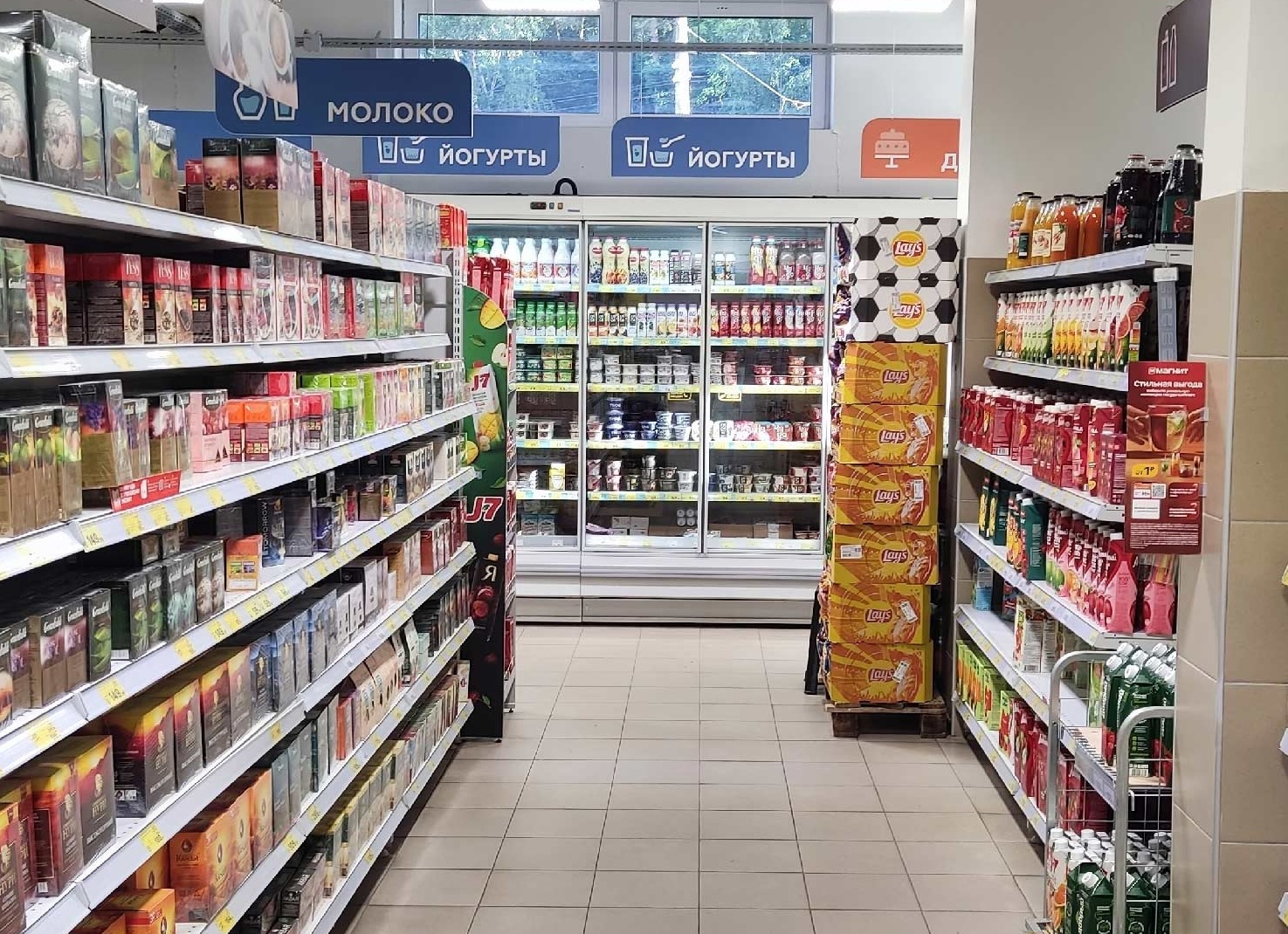 Конец эпохи: крупные продуктовые магазины закрываются и меняют график работы