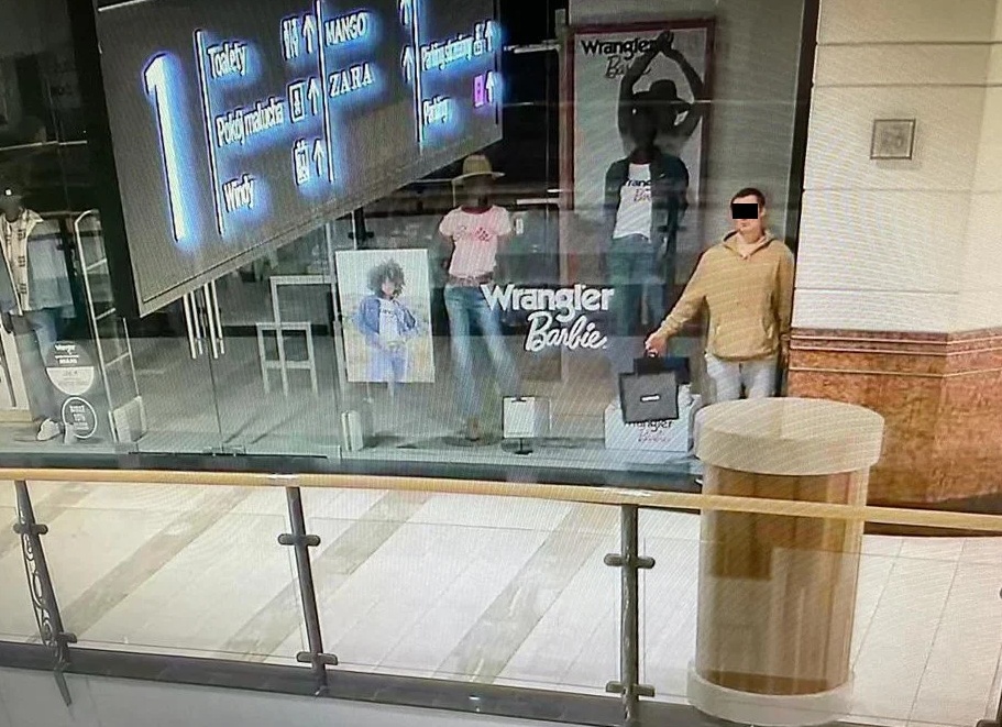 Розничная торговля и ТЦ: страхование витрин, кассовой зоны, торгового оборудования и товарных остатков